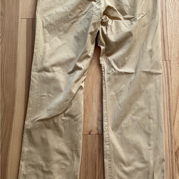 UNTUCKit Relaxed Chino Pant - Picture 5 of 7